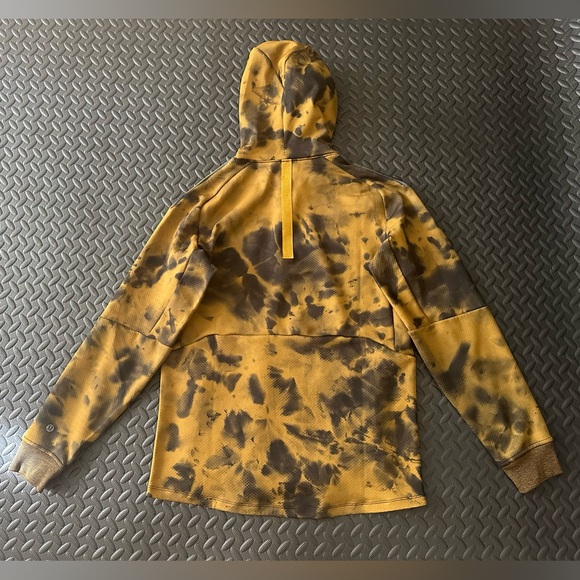 I ❤️ this hoodie. Sold on EBay! Lululemon Textured Tech Sz Small Training - Picture 2 of 11